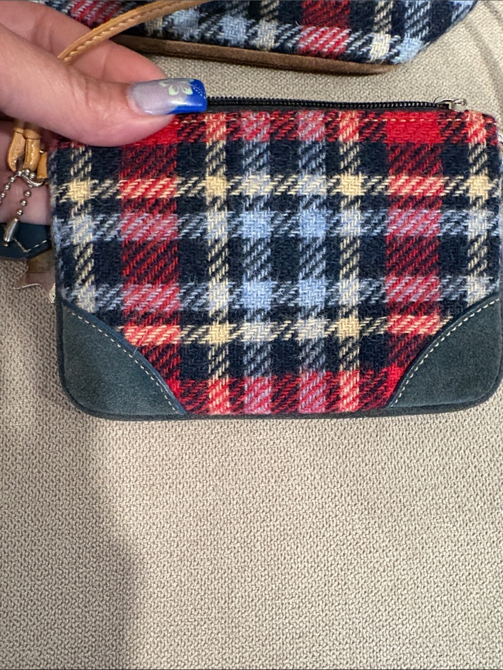 Coach plaid bucket bag with wristlet - Picture 7 of 8